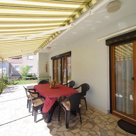Apartment Ana Pula Luaran gambar